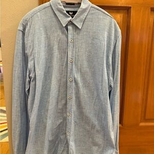 Men's Light Blue Casual Button-Down Shirt